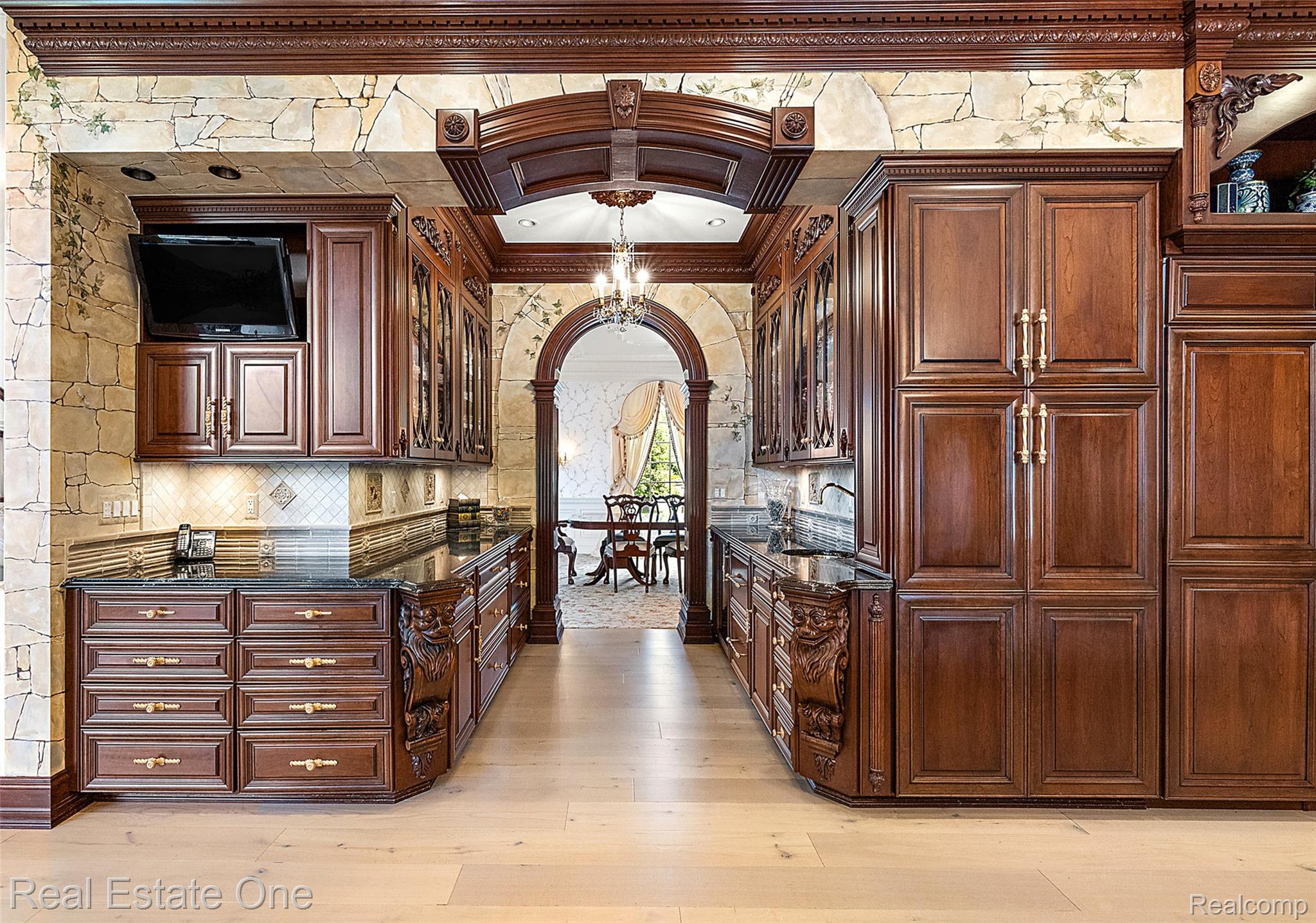 5250 Orchard Ridge Drive