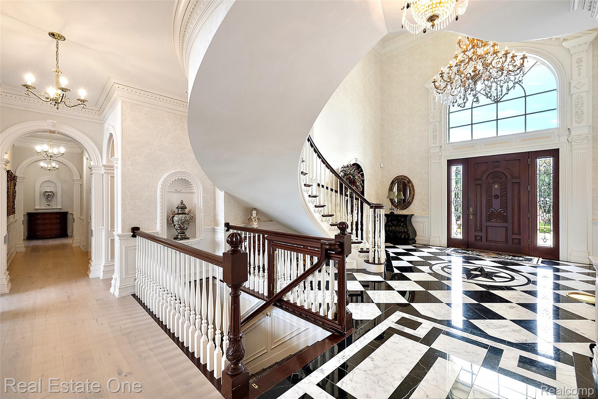 5250 Orchard Ridge Drive