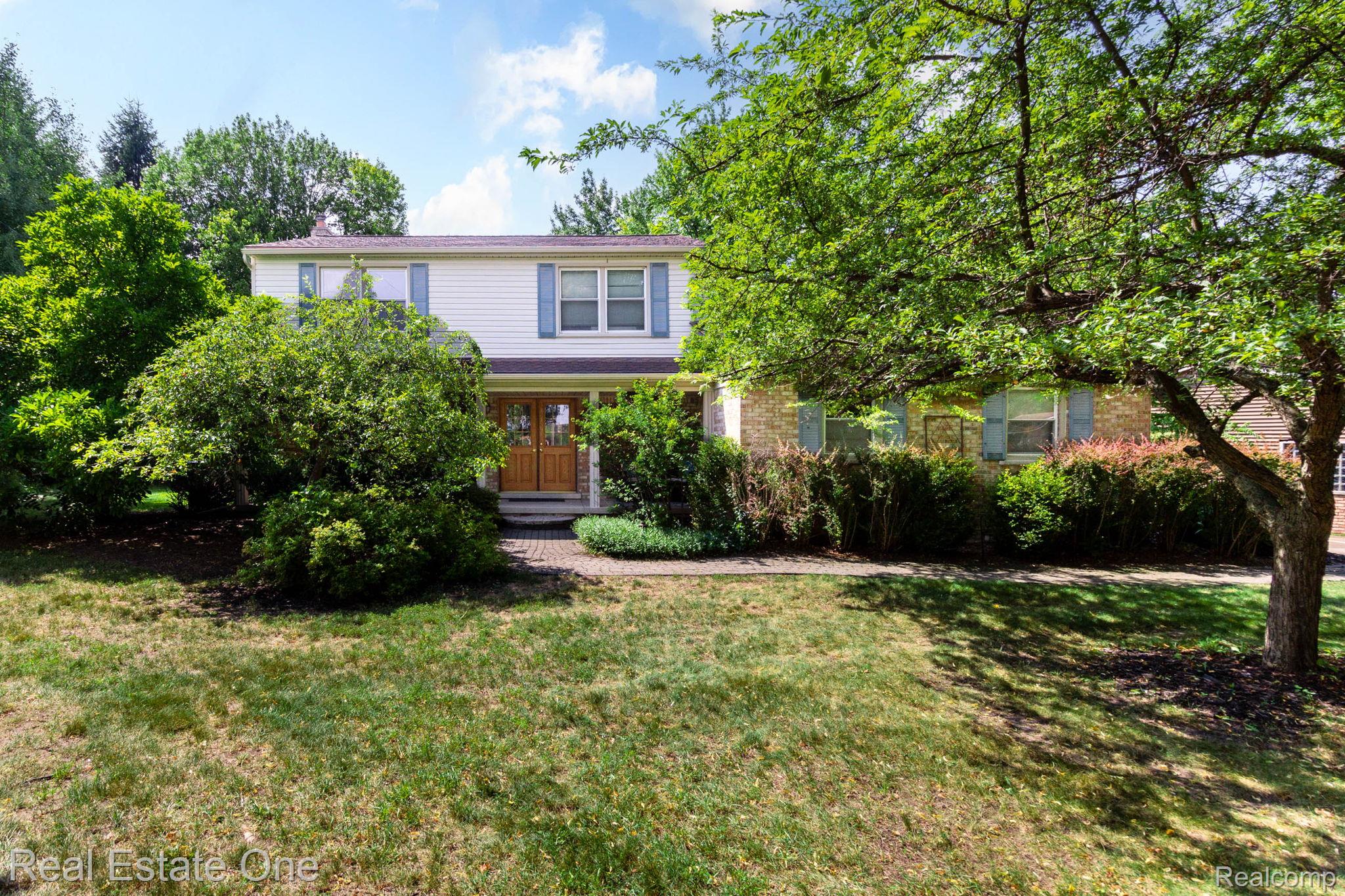 6011 Walker Drive