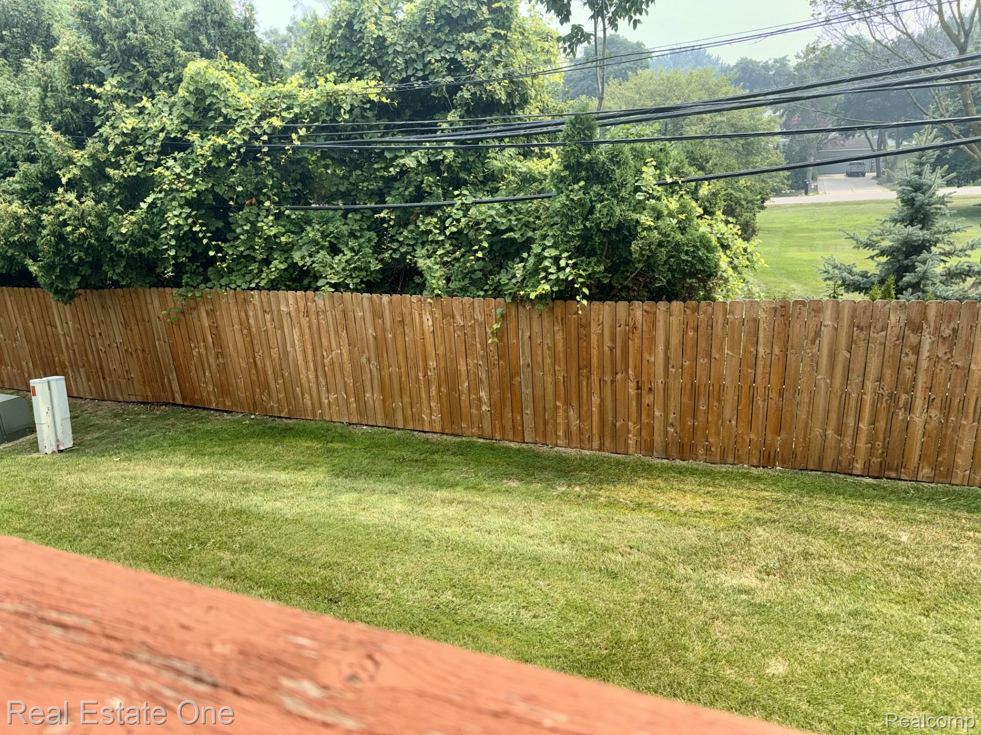 2963 Meadowbrook Drive
