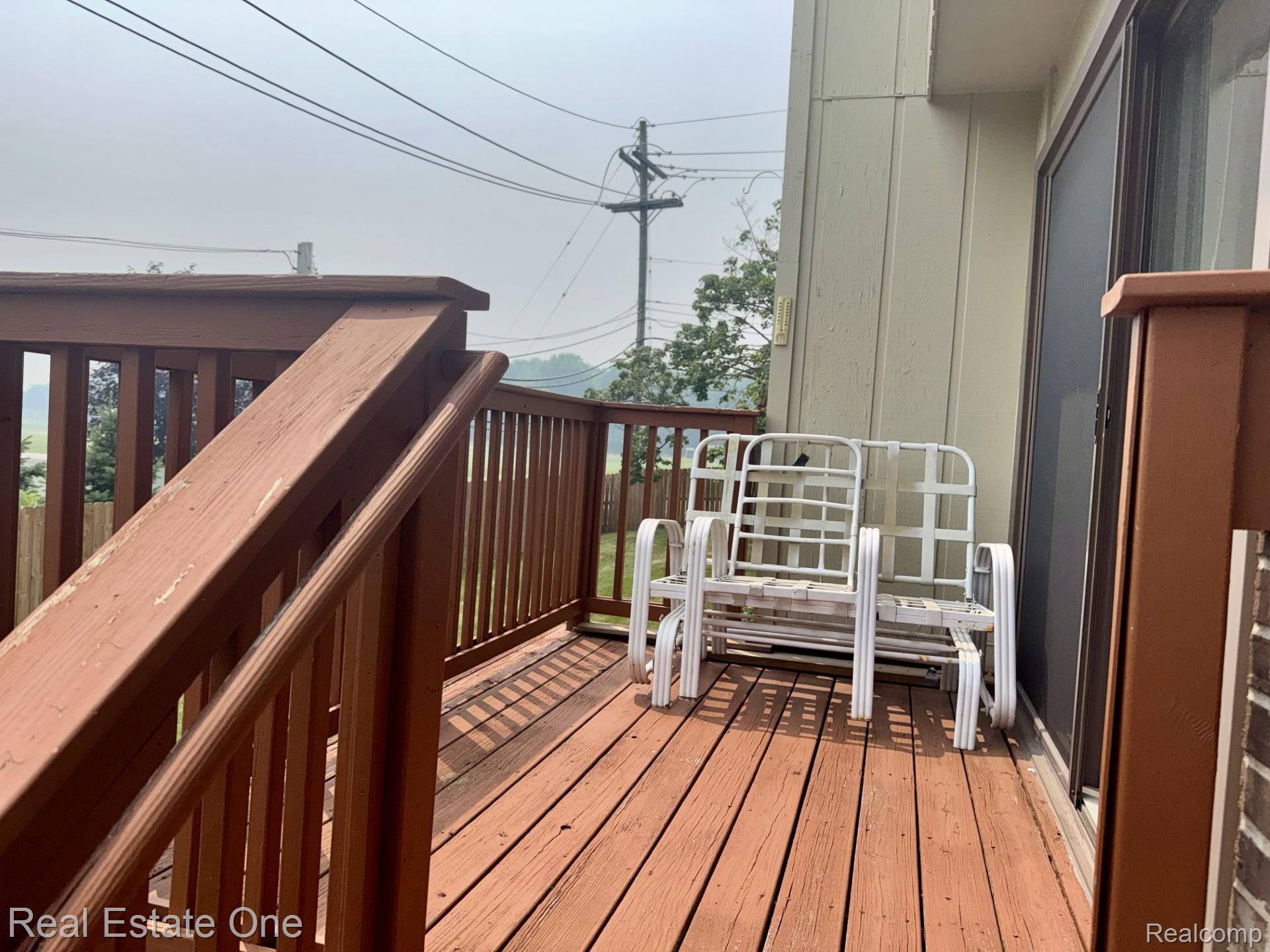 2963 Meadowbrook Drive
