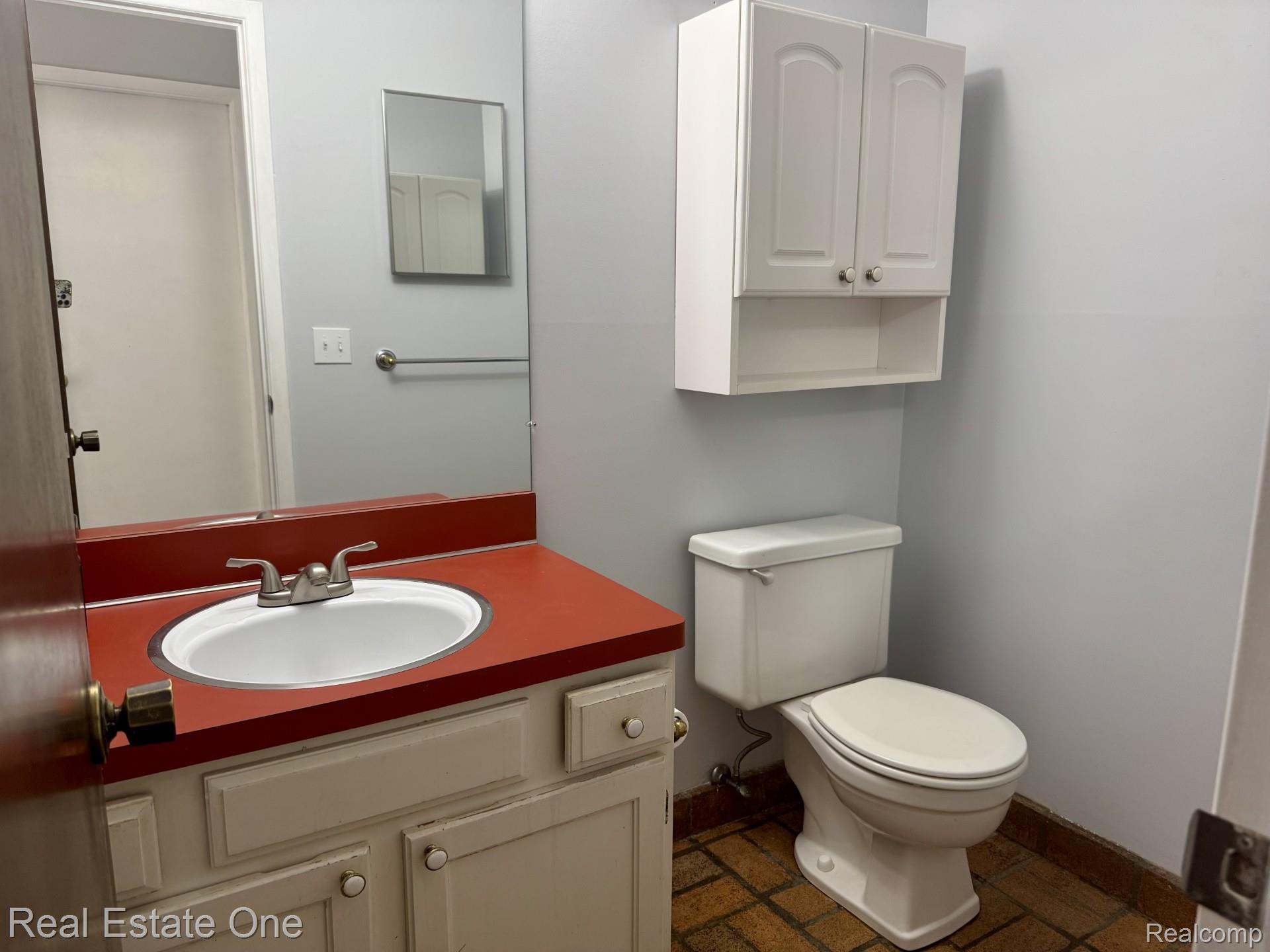 2963 Meadowbrook Drive
