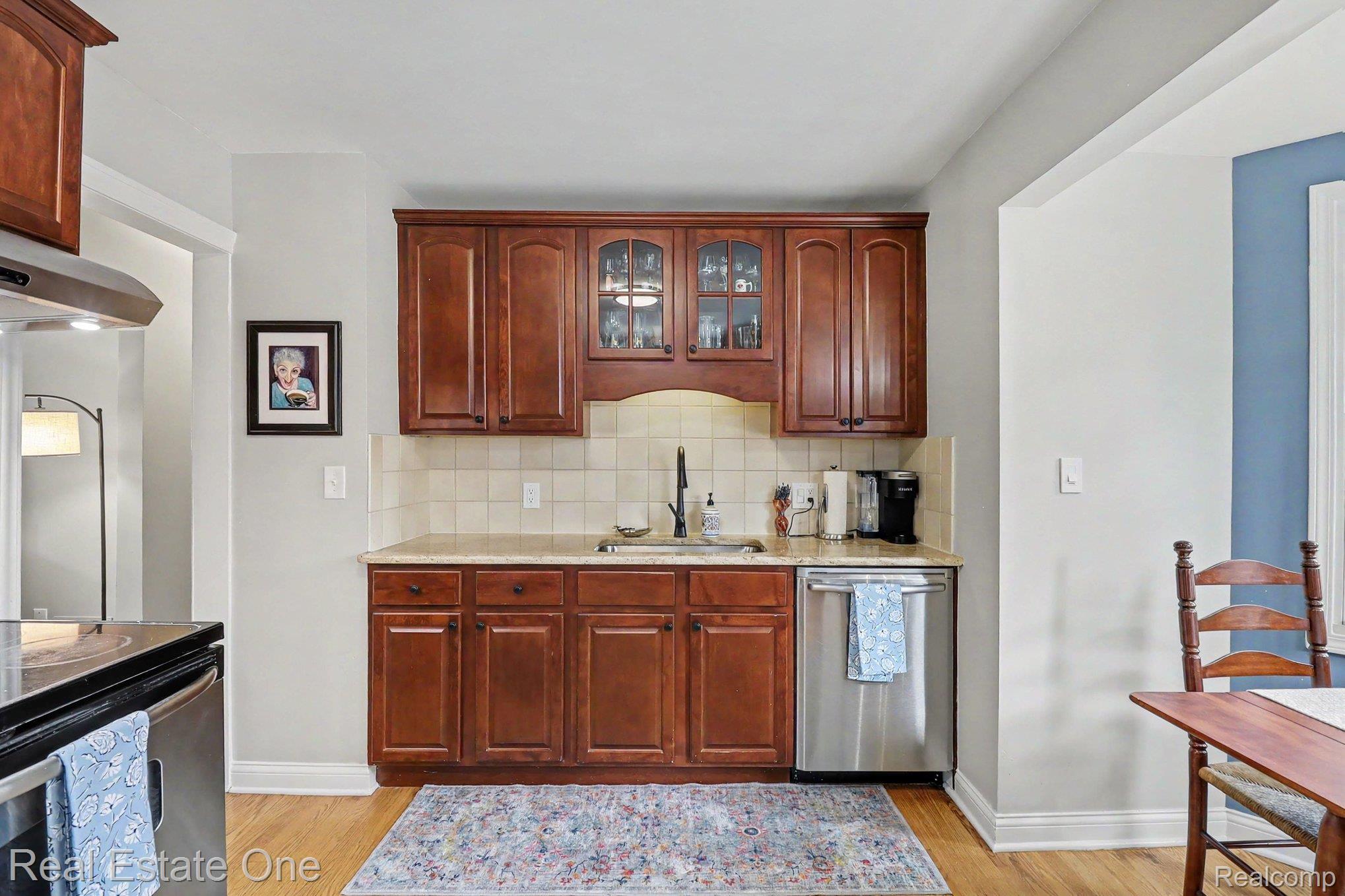 432 Sunset Street