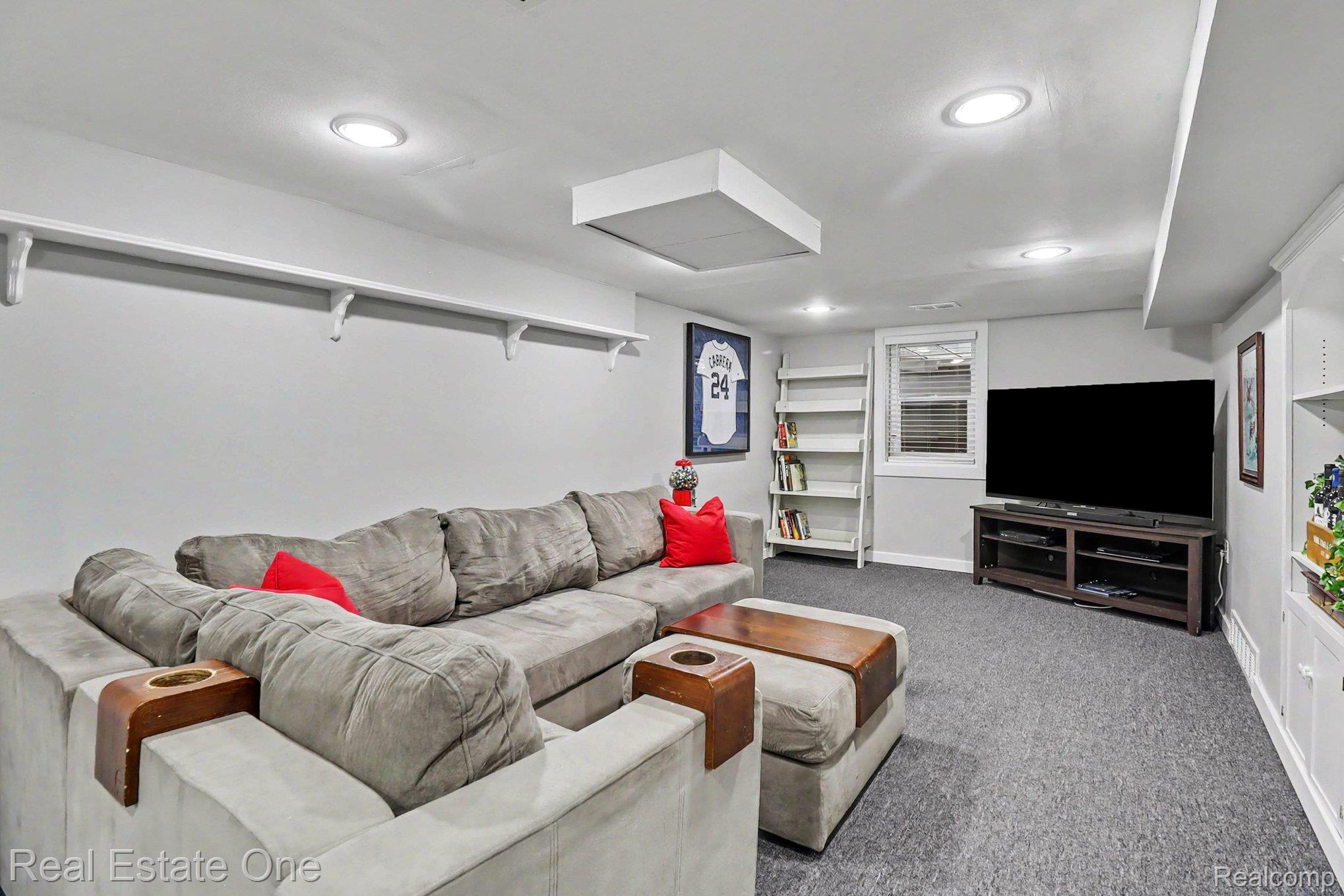 432 Sunset Street