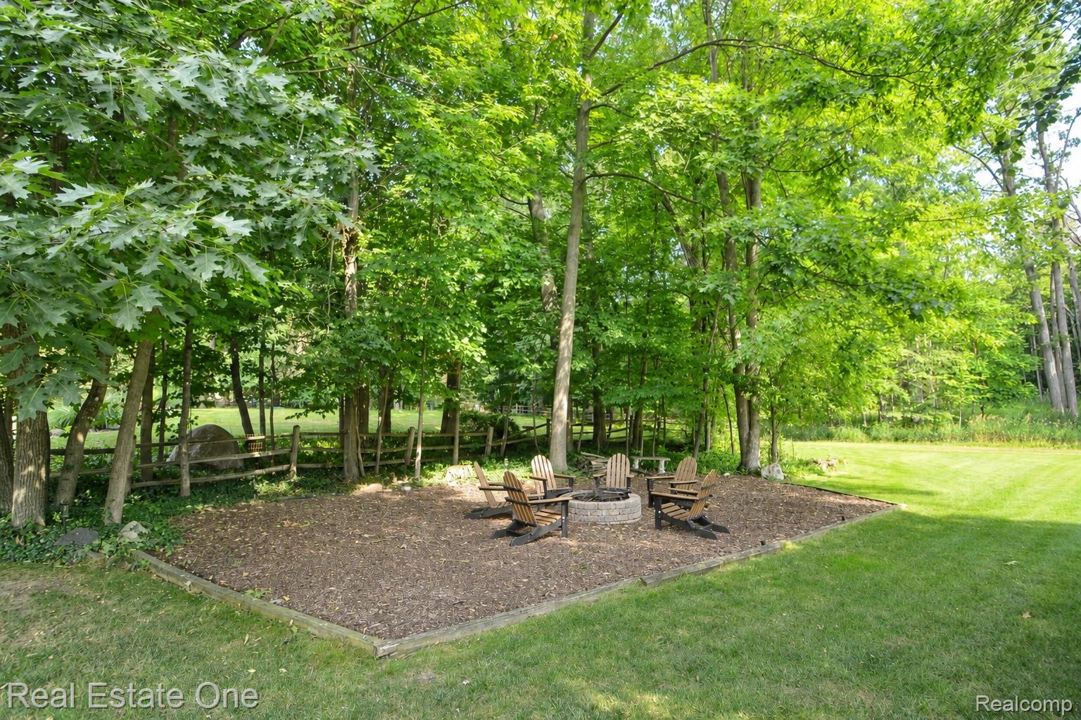 1370 Springwood Lane
