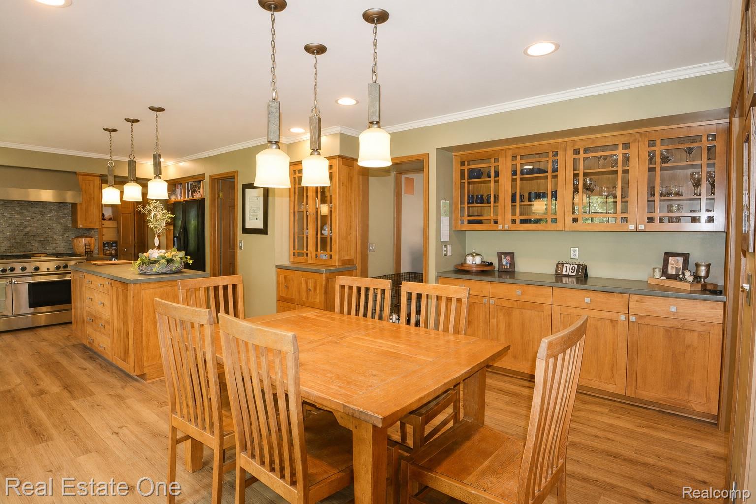 1370 Springwood Lane