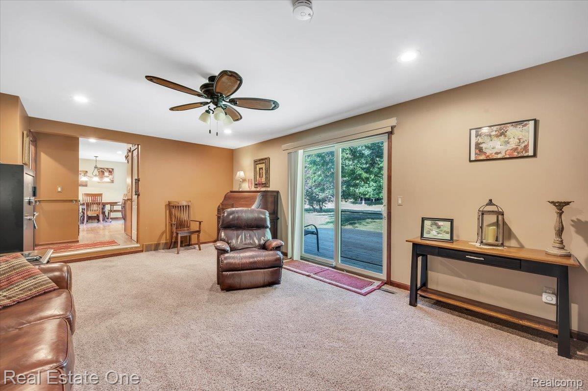 3753 Country View Drive