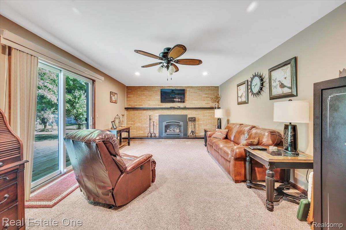 3753 Country View Drive