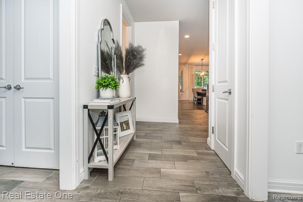 4176 Oak Arbor Court