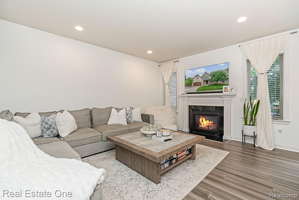 4176 Oak Arbor Court