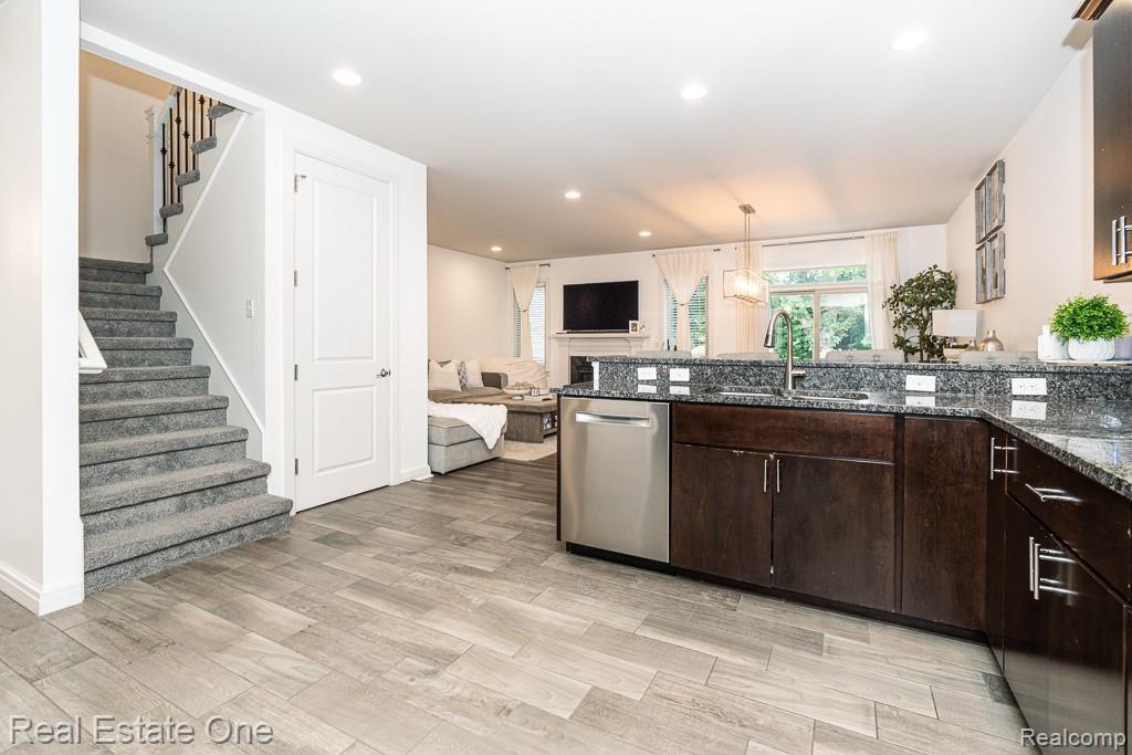 4176 Oak Arbor Court