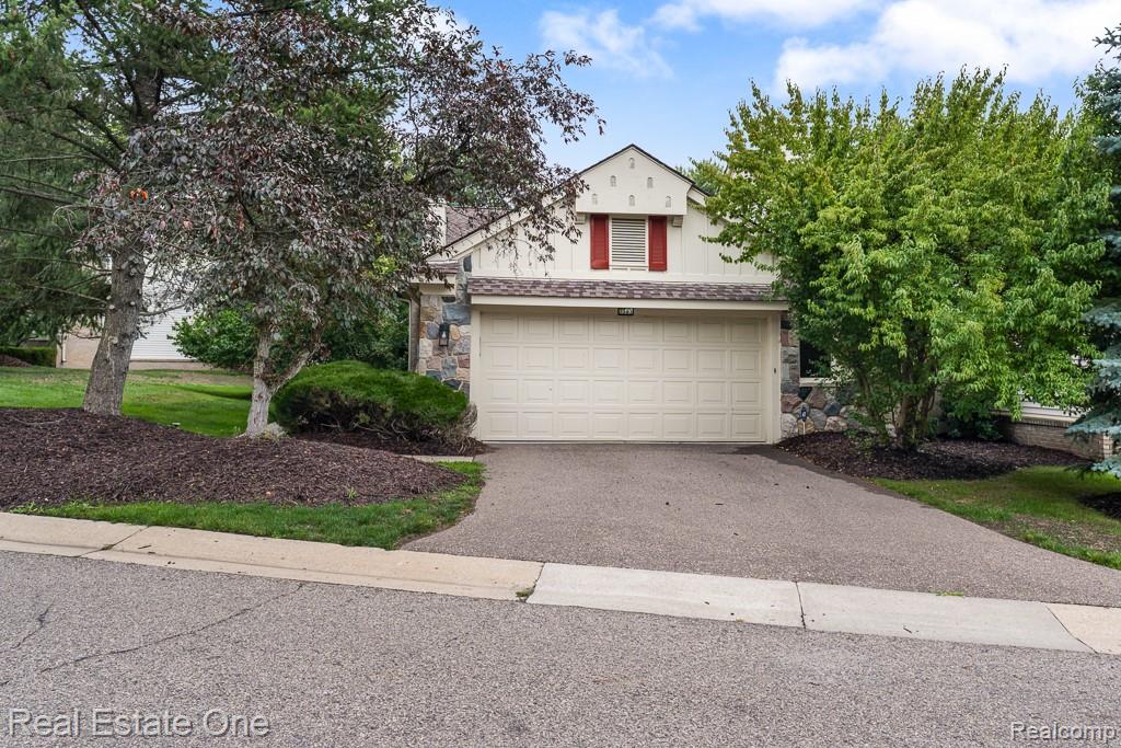 7383 SIMSBURY Drive