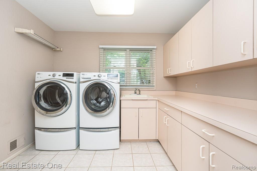 7383 SIMSBURY Drive