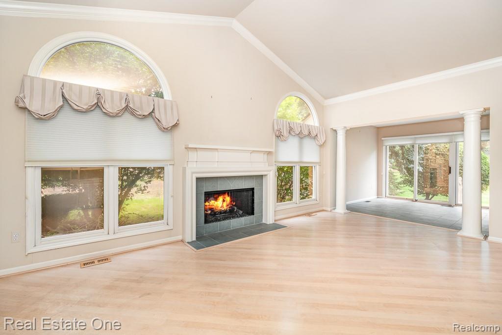 7383 SIMSBURY Drive