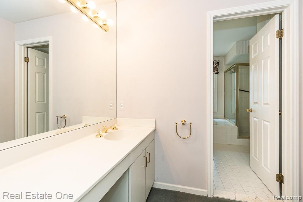 7383 SIMSBURY Drive