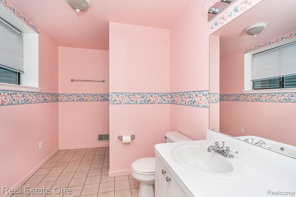 7383 SIMSBURY Drive