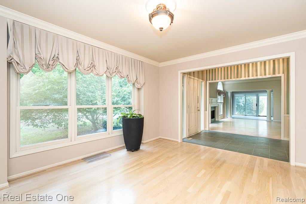 7383 SIMSBURY Drive