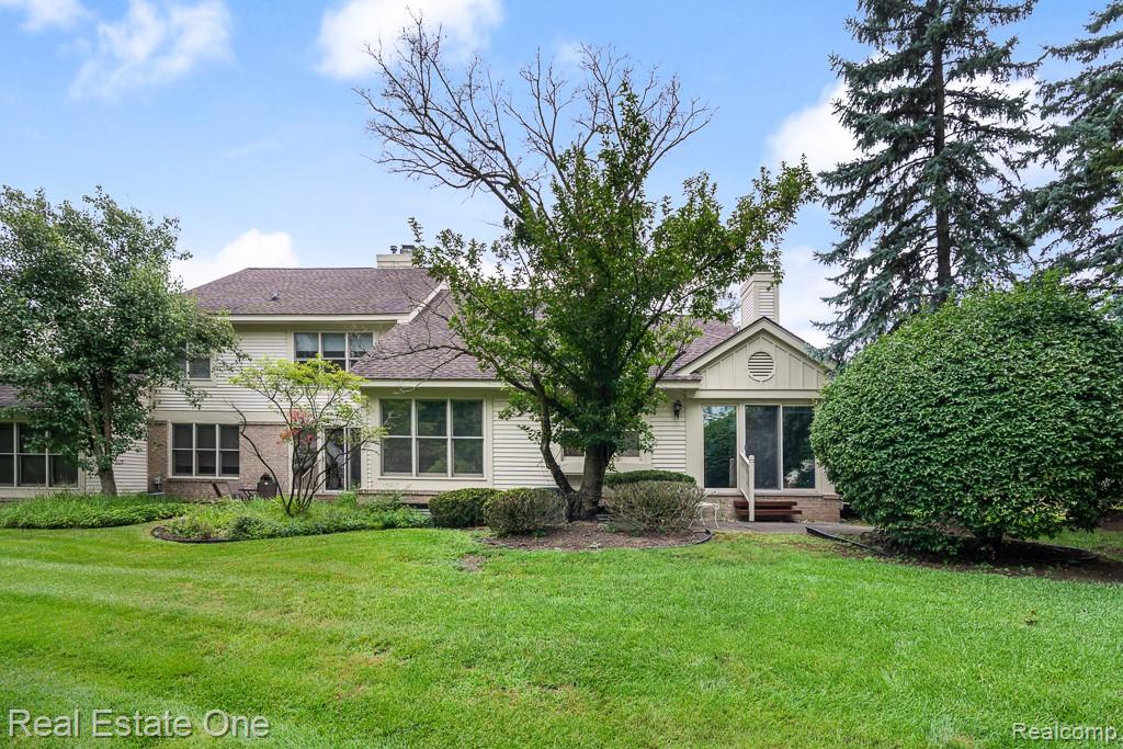 7383 SIMSBURY Drive