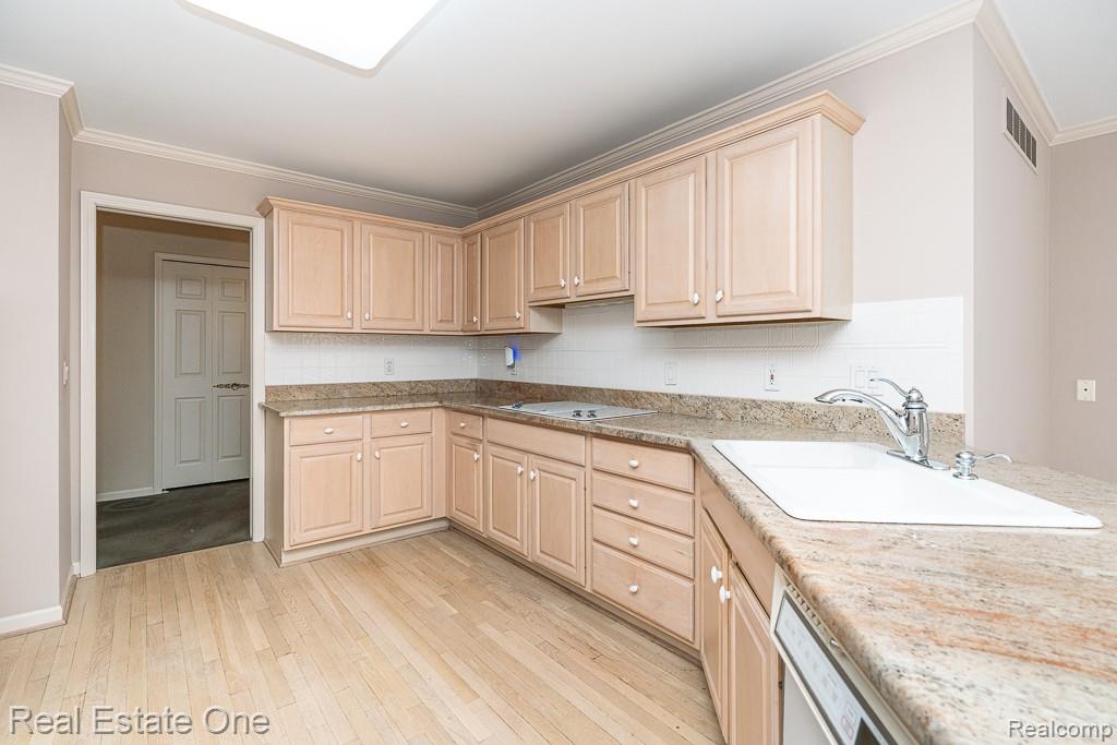 7383 SIMSBURY Drive