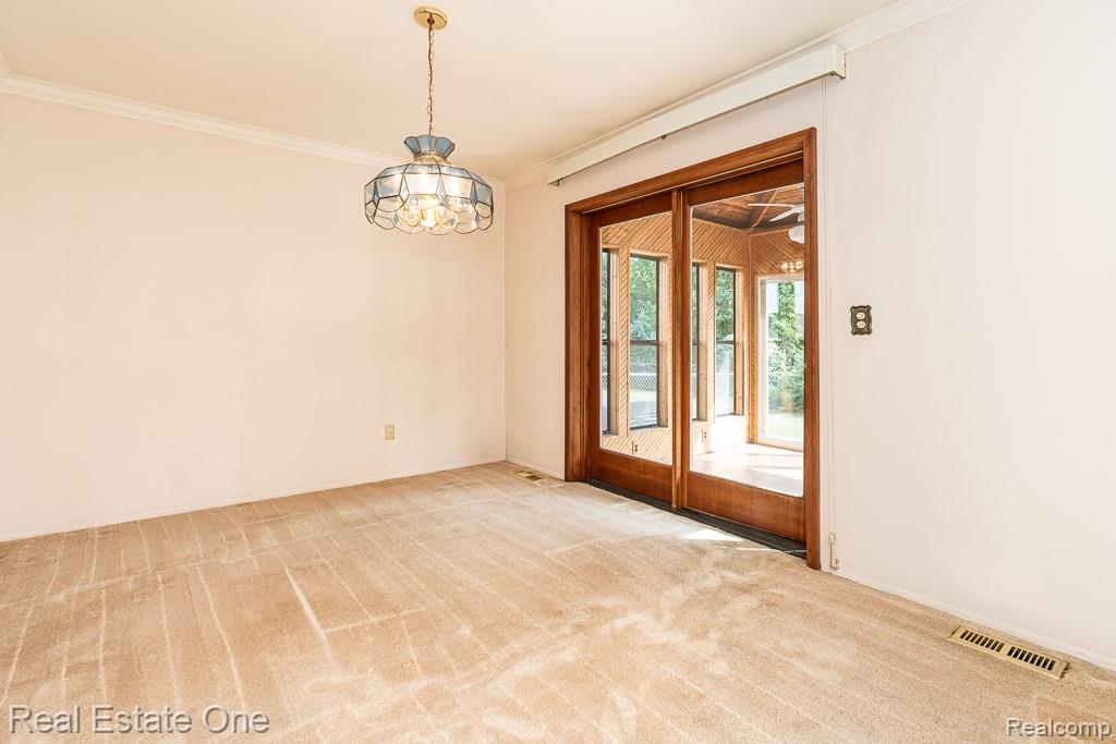 3444 Eagle Drive