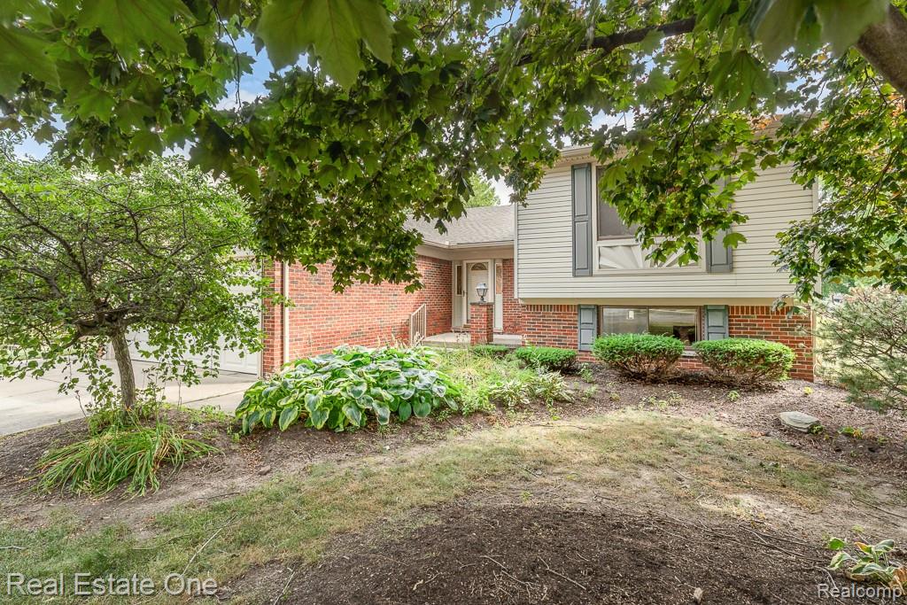3444 Eagle Drive