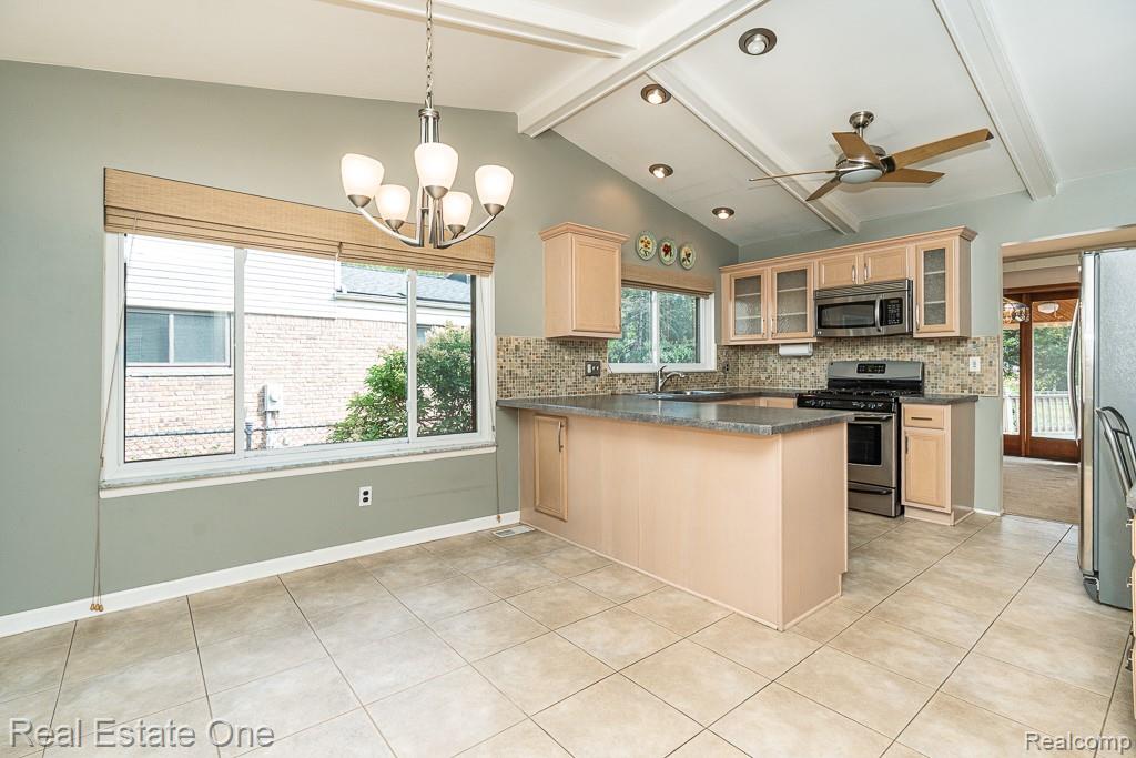 3444 Eagle Drive