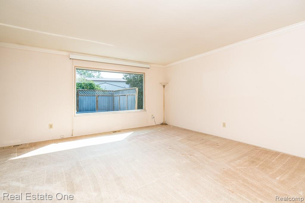 3444 Eagle Drive