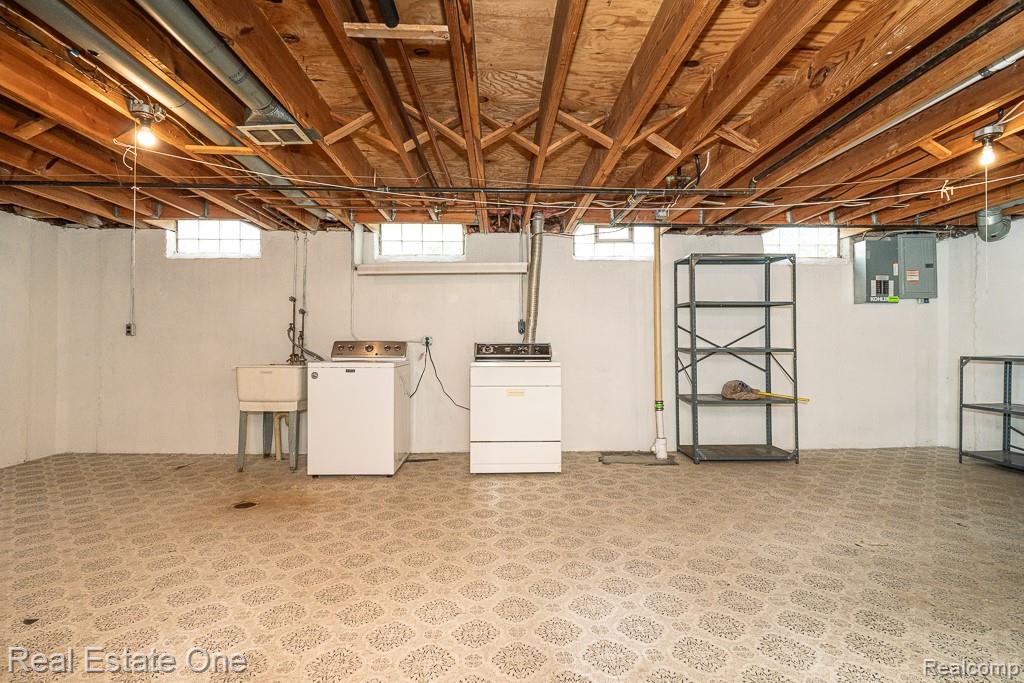 3444 Eagle Drive