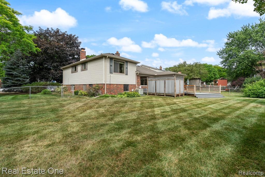 3444 Eagle Drive