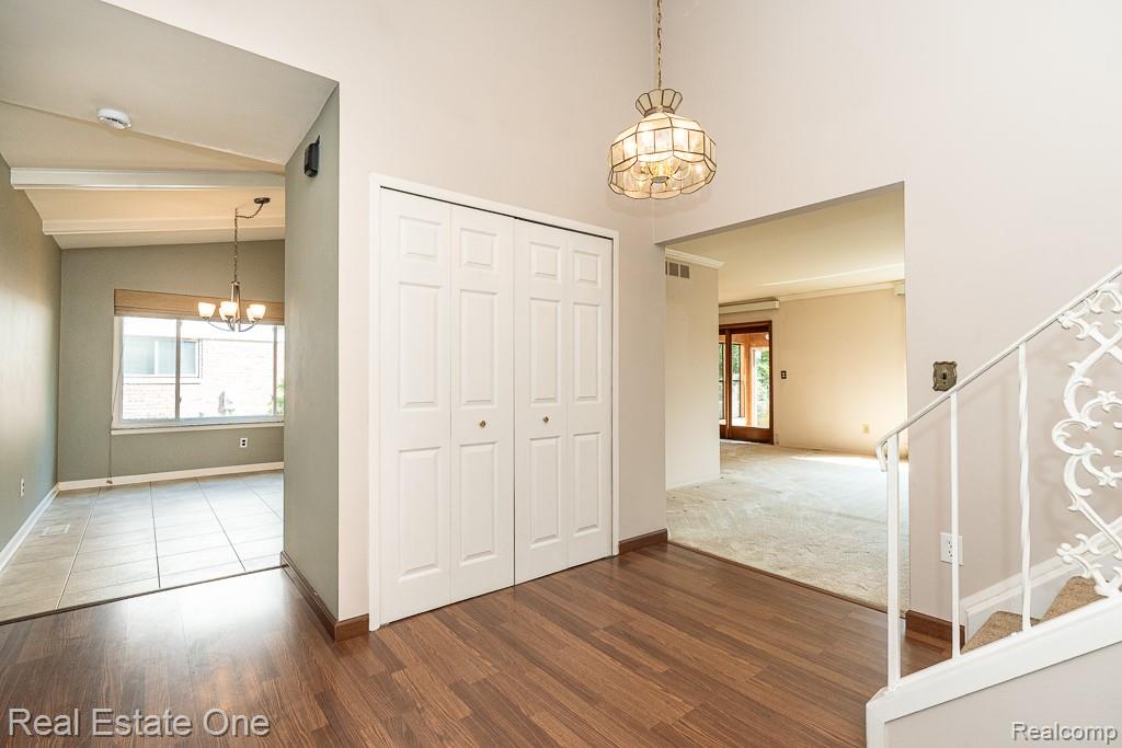 3444 Eagle Drive
