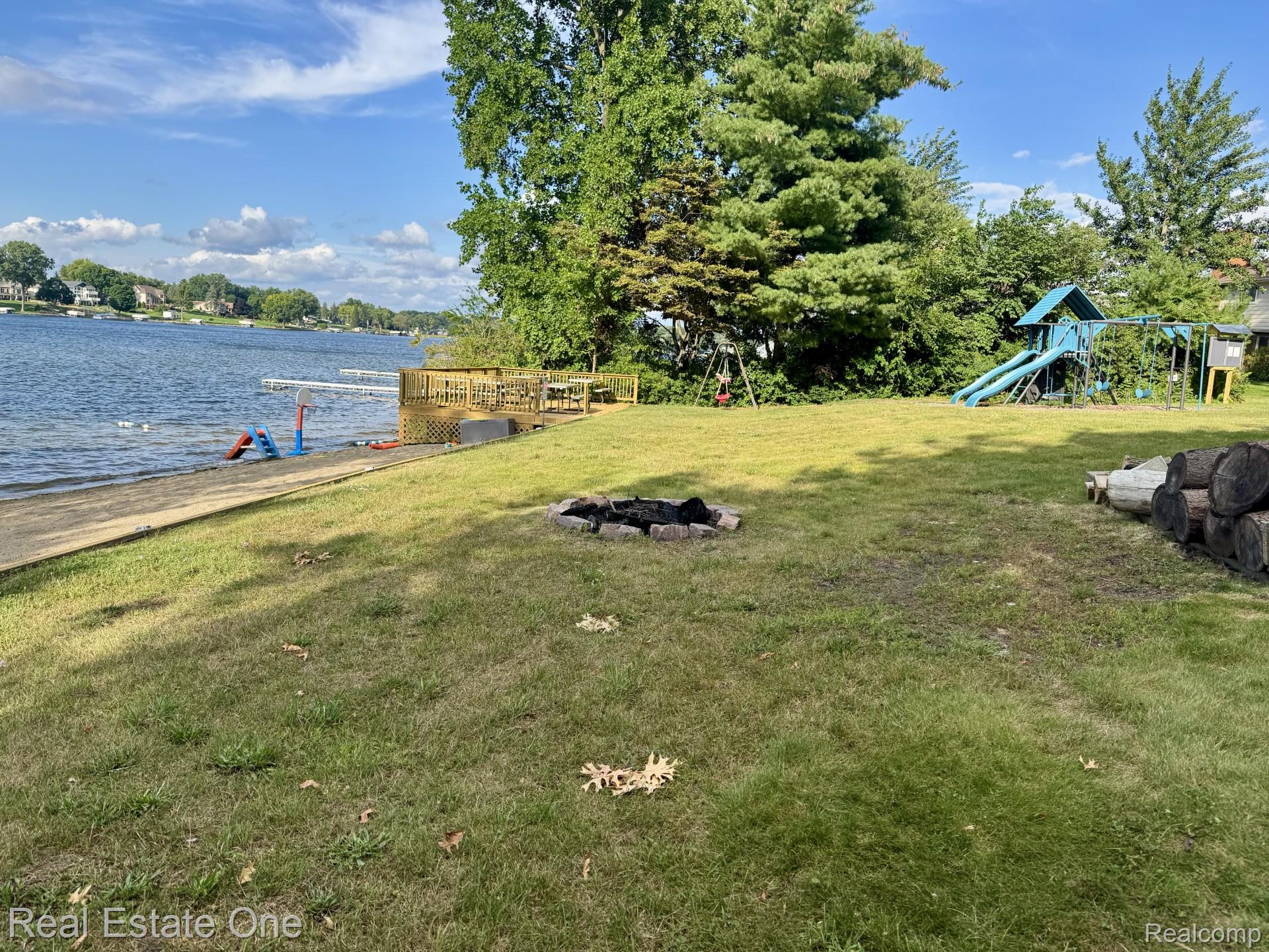 3764 Lake Oakland Shores Drive