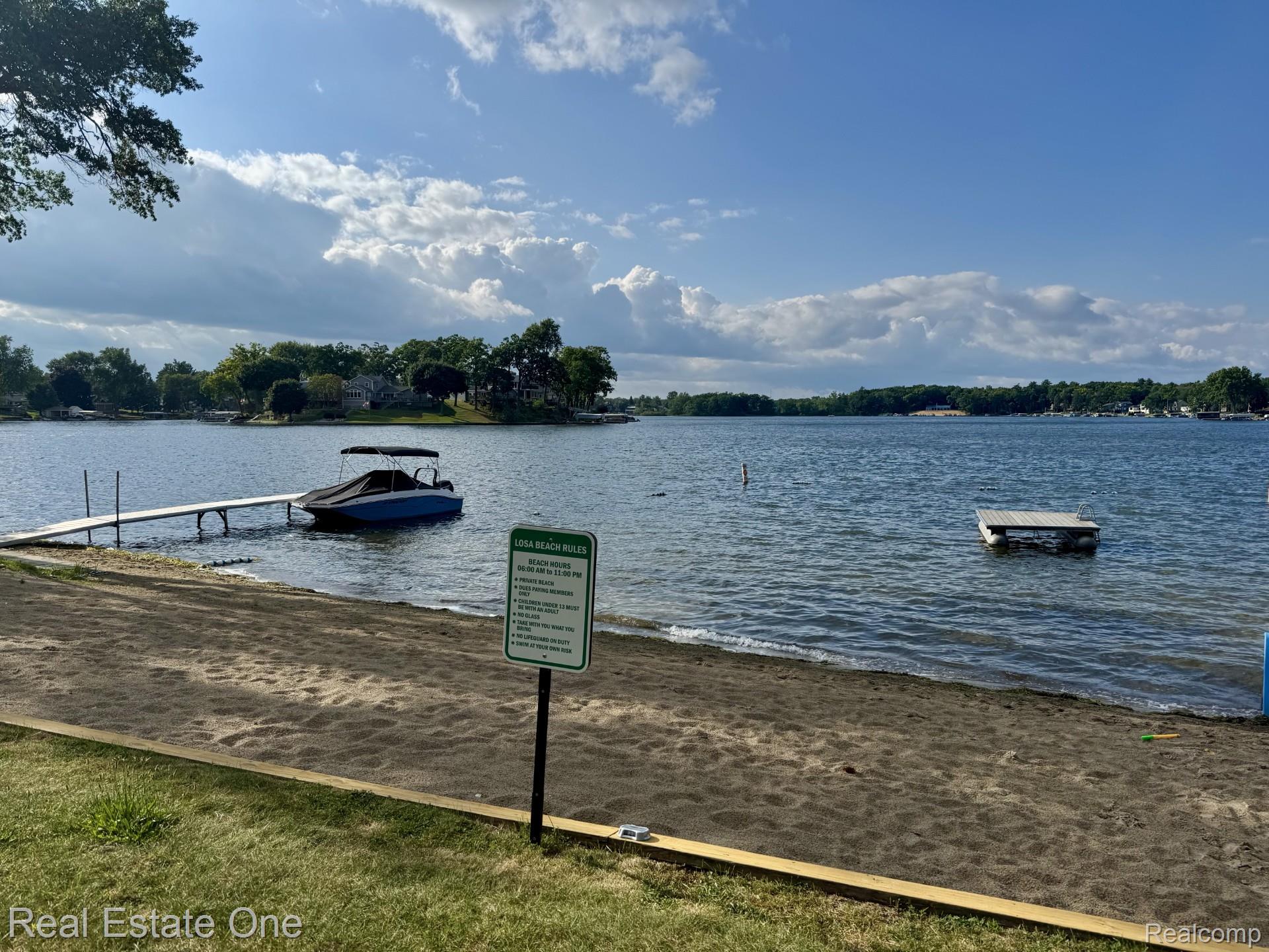 3764 Lake Oakland Shores Drive