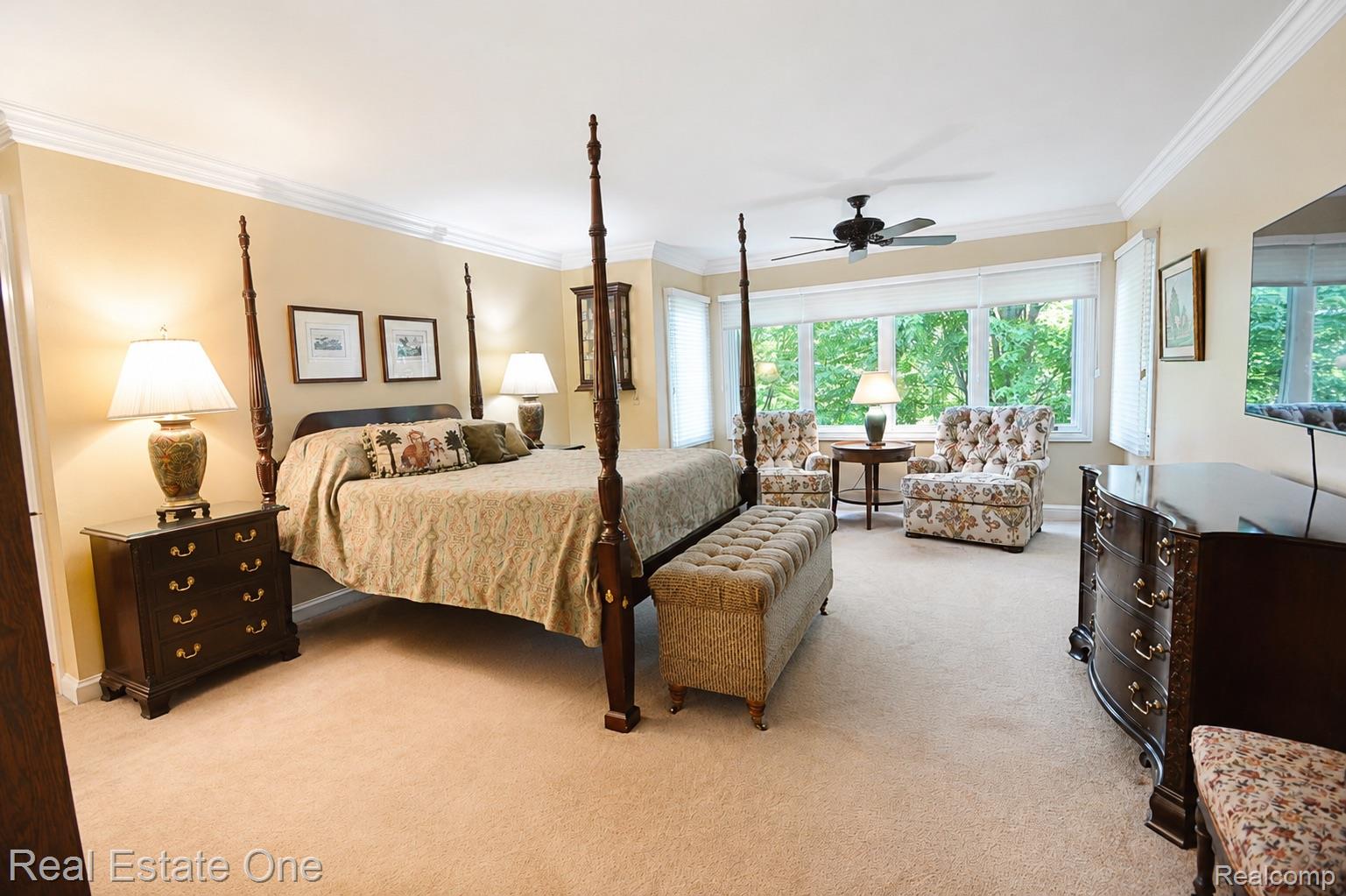 1793 Skyline Drive
