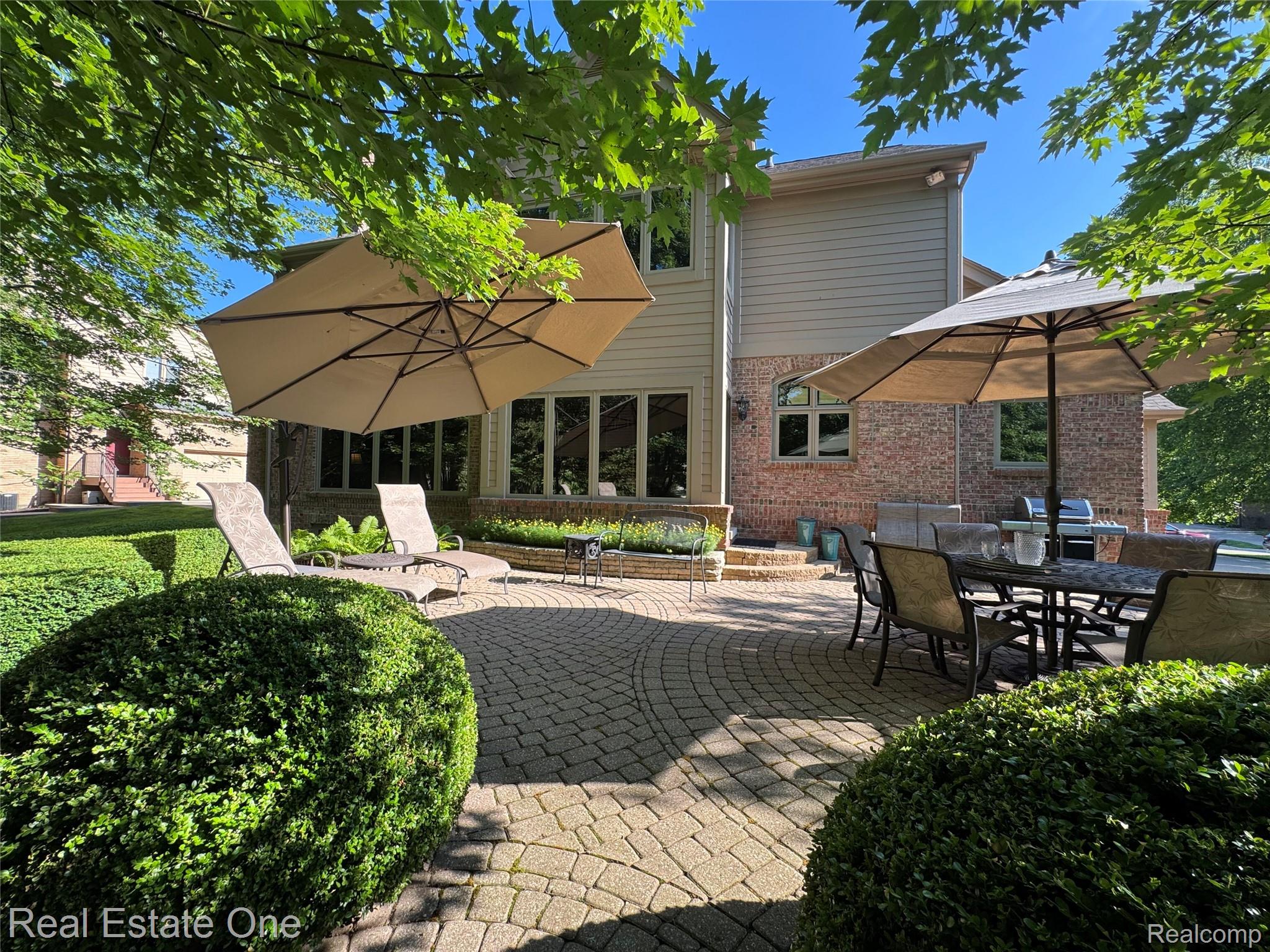 1793 Skyline Drive