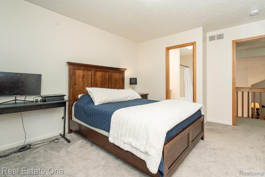 6595 Scenic Pines Court