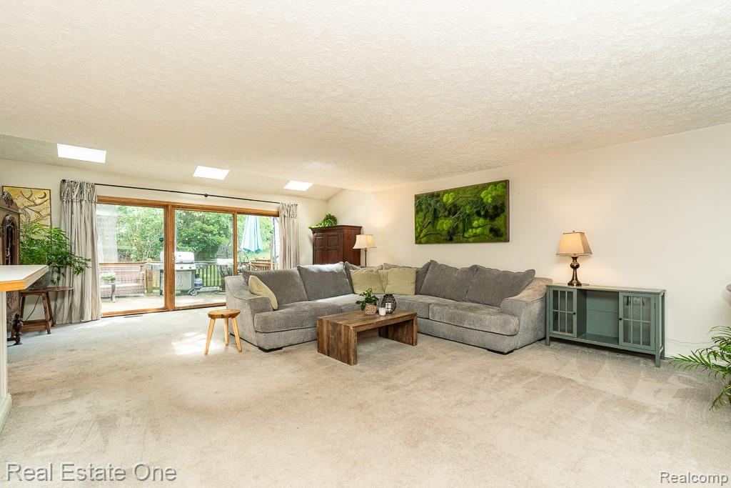 6595 Scenic Pines Court