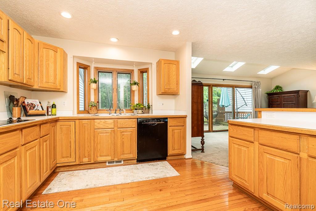 6595 Scenic Pines Court