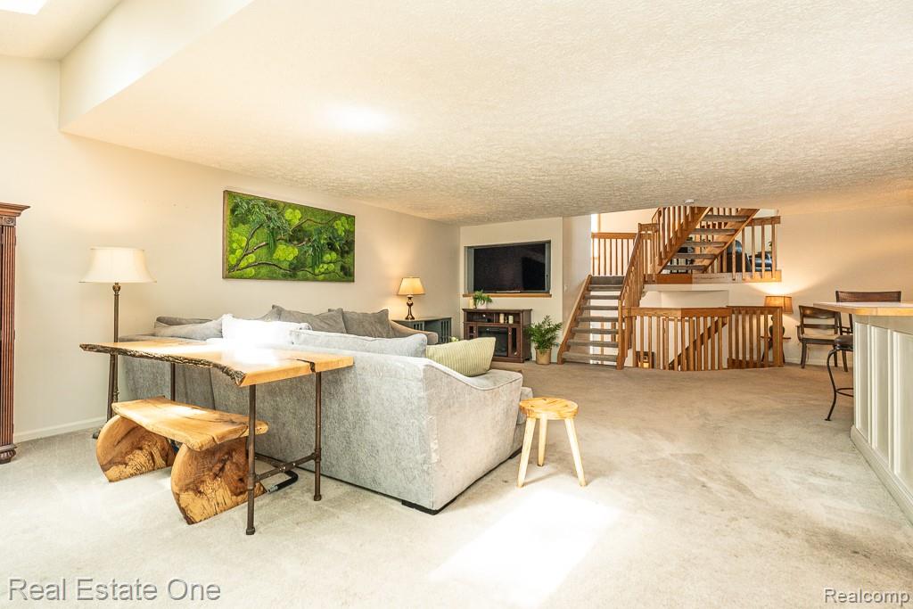 6595 Scenic Pines Court