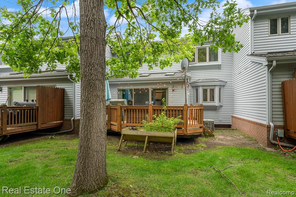 6595 Scenic Pines Court