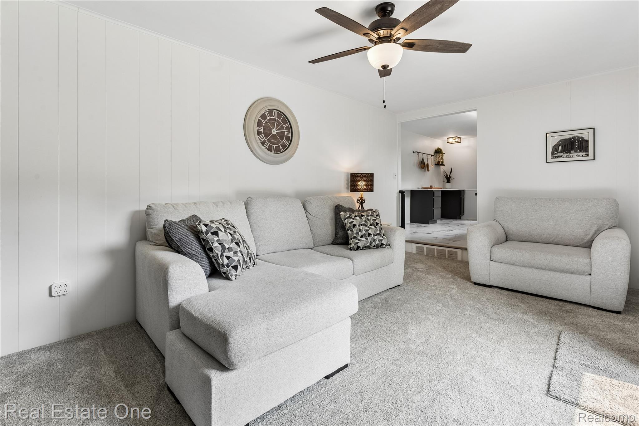 23678 King Drive