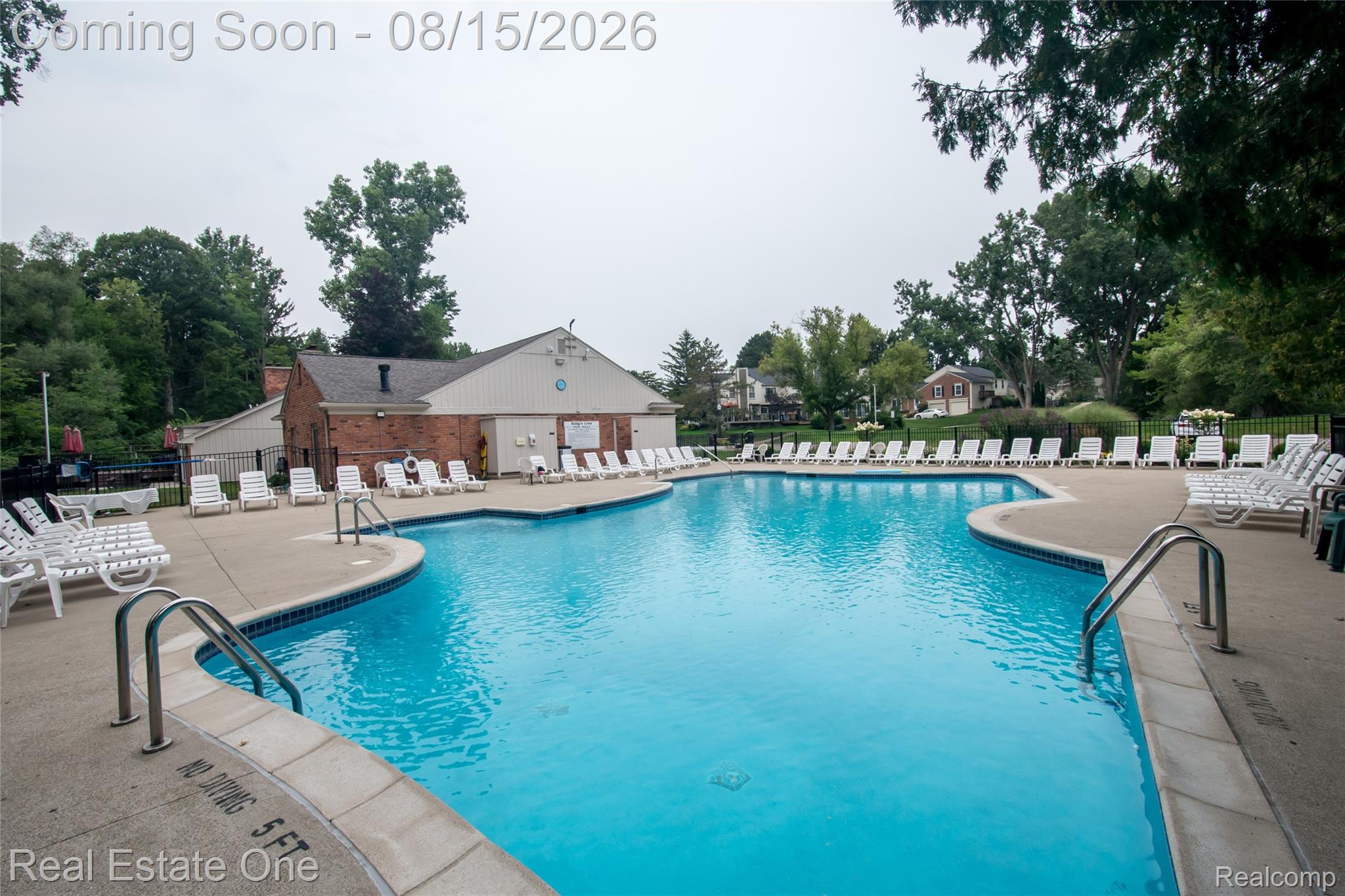 1572 Kings Cove Drive