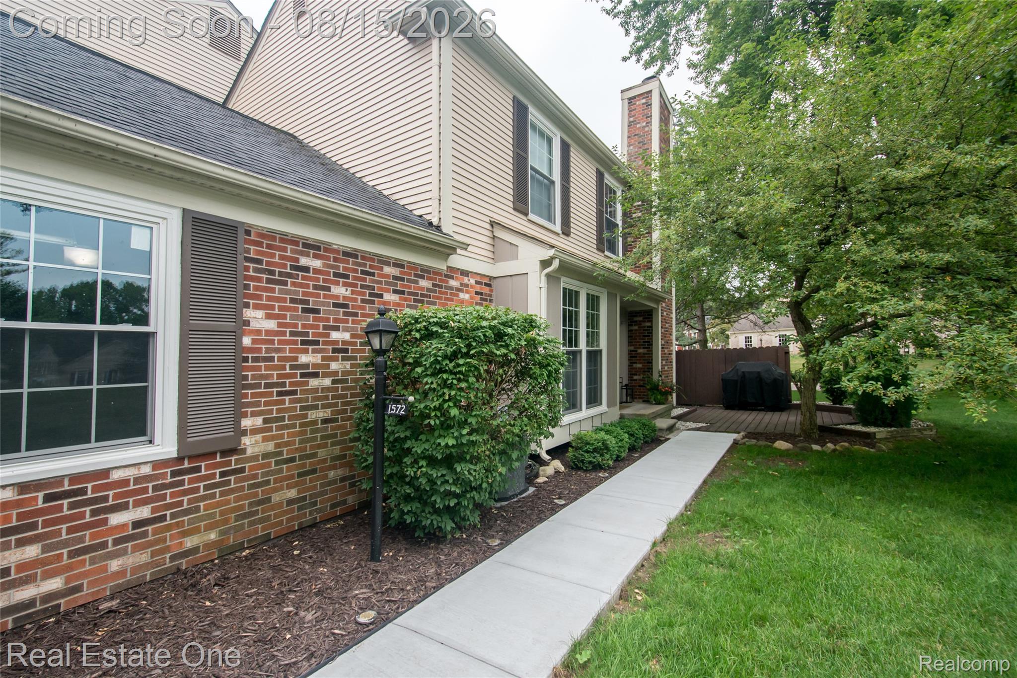 1572 Kings Cove Drive