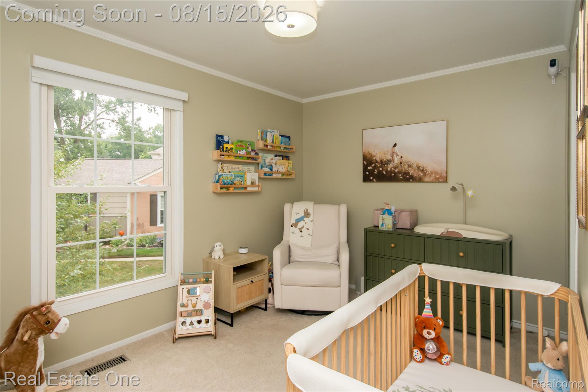 1572 Kings Cove Drive
