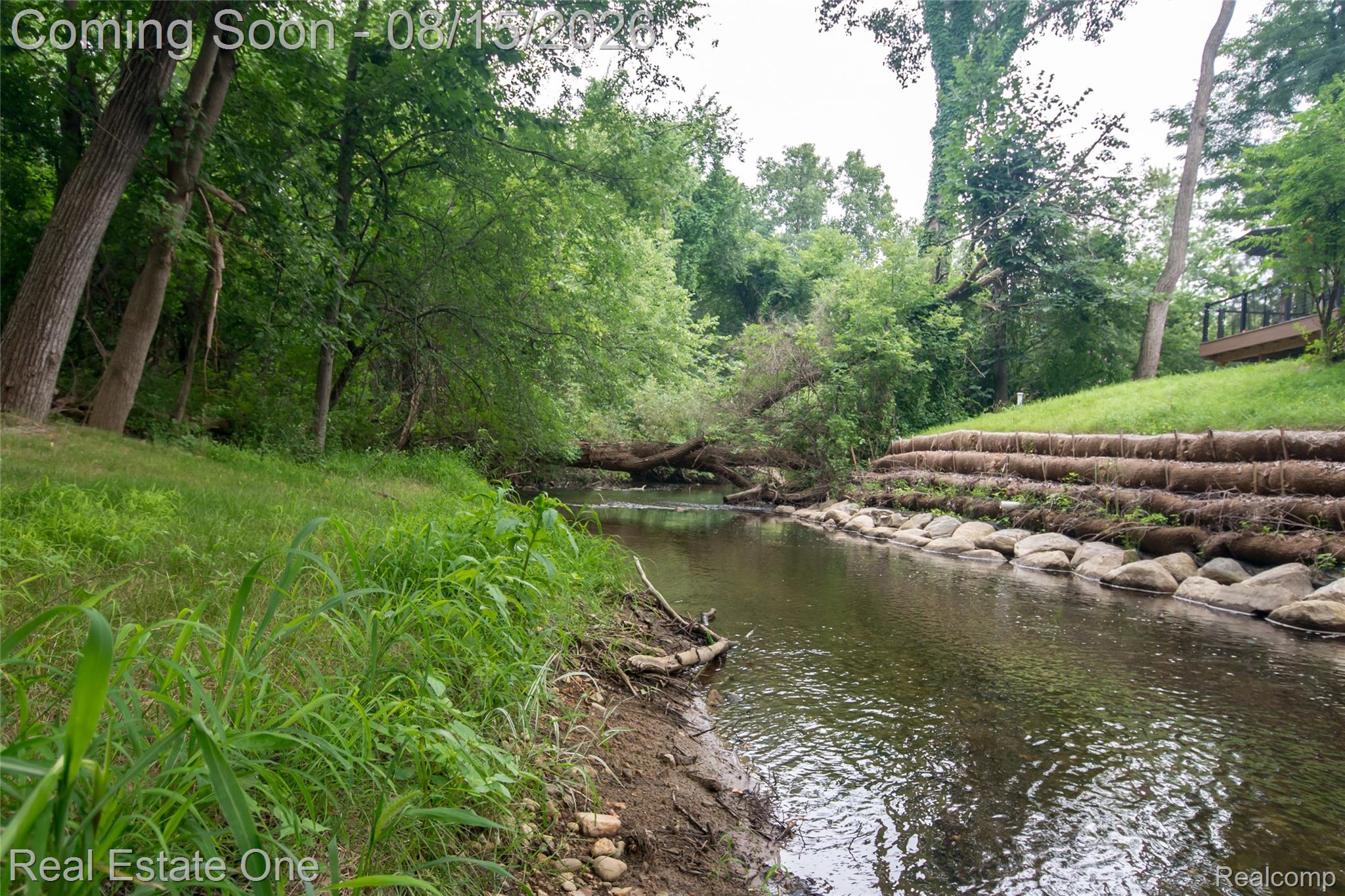 1572 Kings Cove Drive