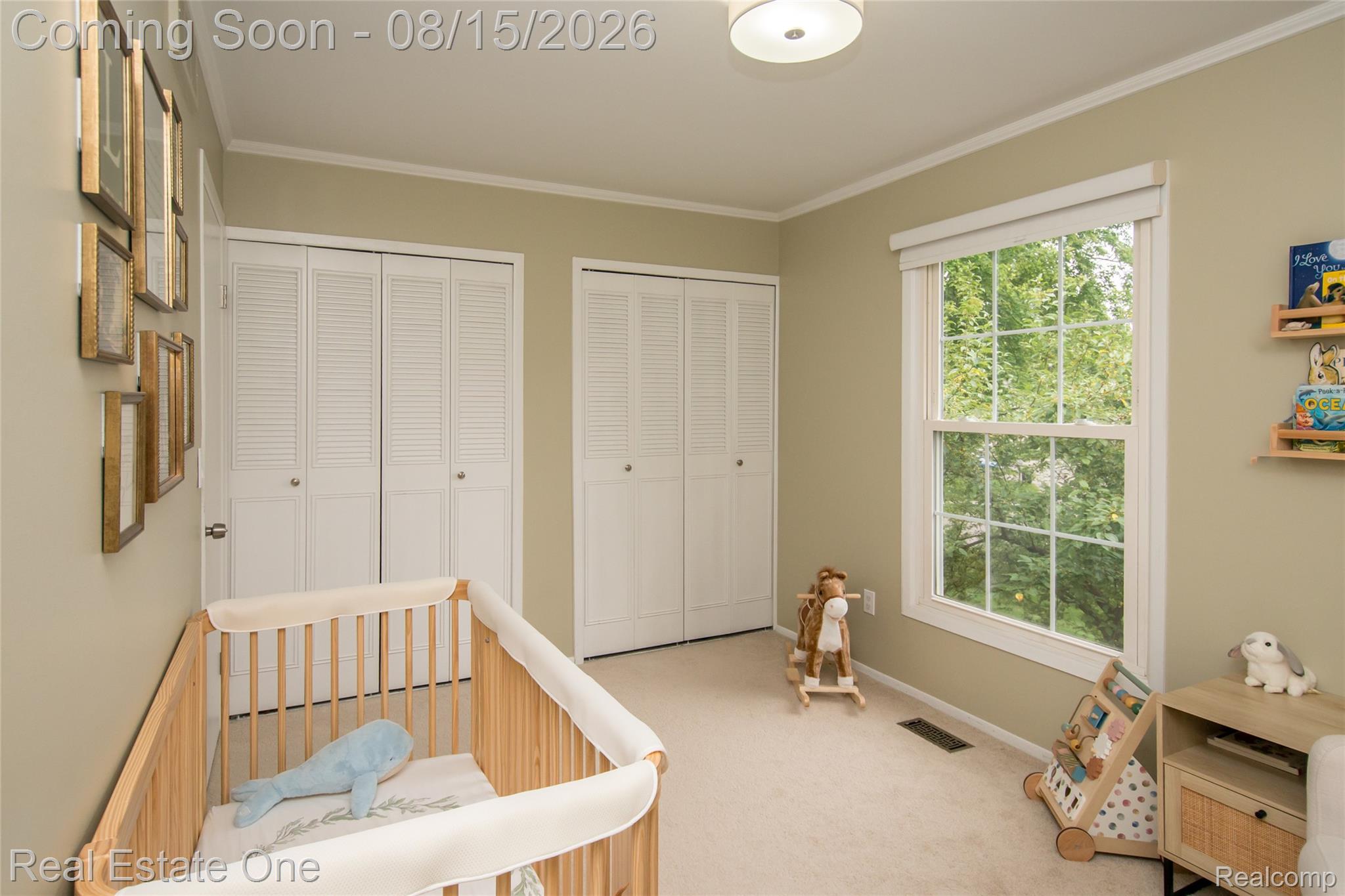 1572 Kings Cove Drive