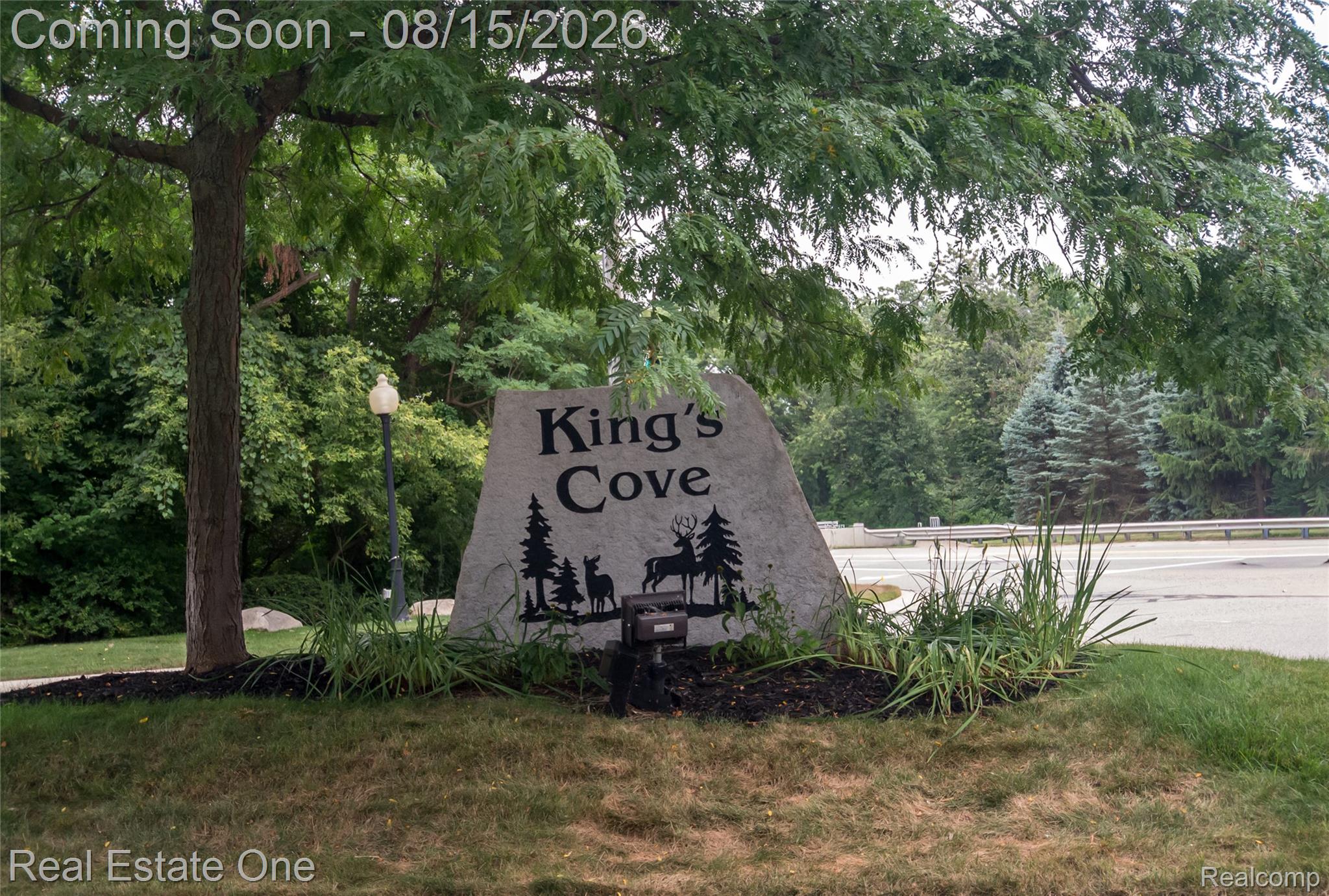 1572 Kings Cove Drive