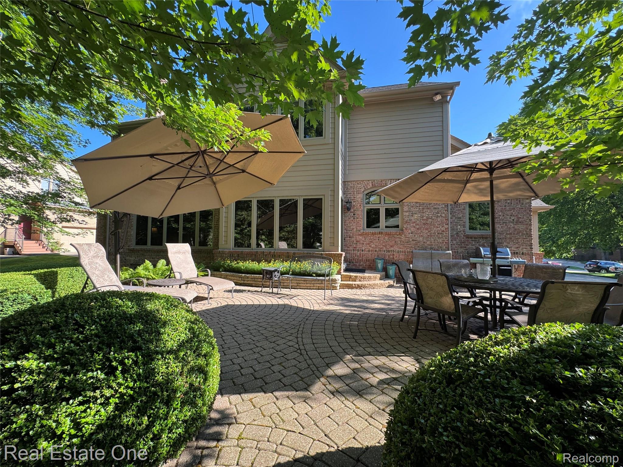1793 Skyline Drive