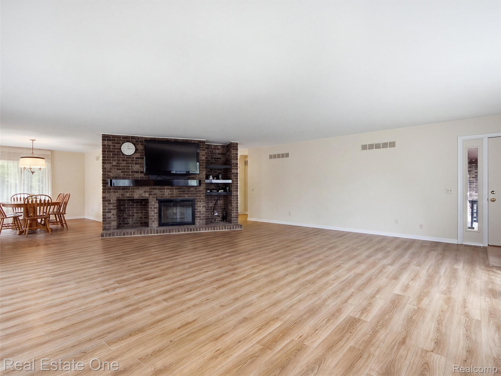 2626 W Wattles Road