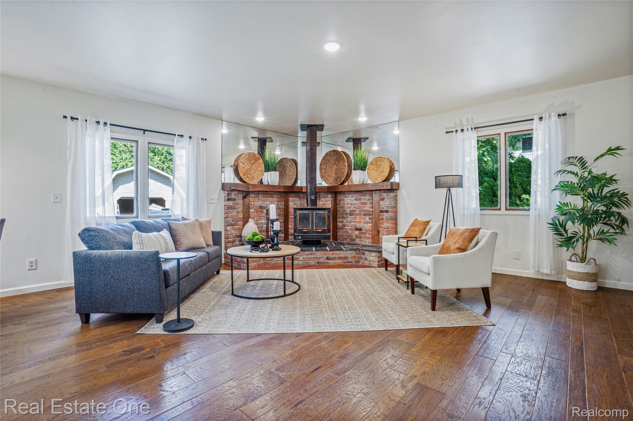 1457 Cambria Drive