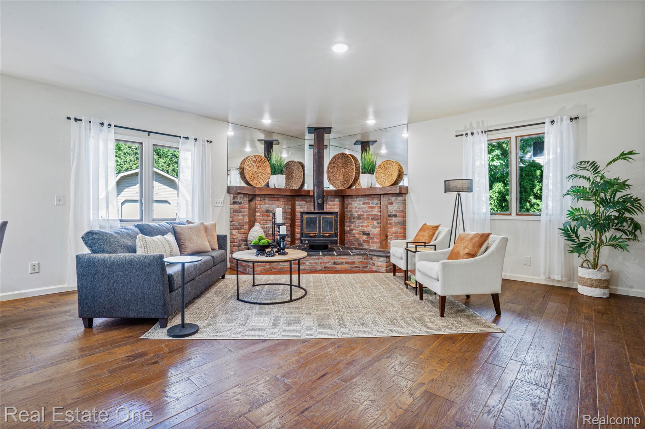 1457 Cambria Drive